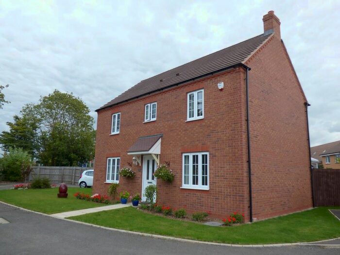 4 Bedroom Property To Rent In Marigold Close, Evesham, WR11