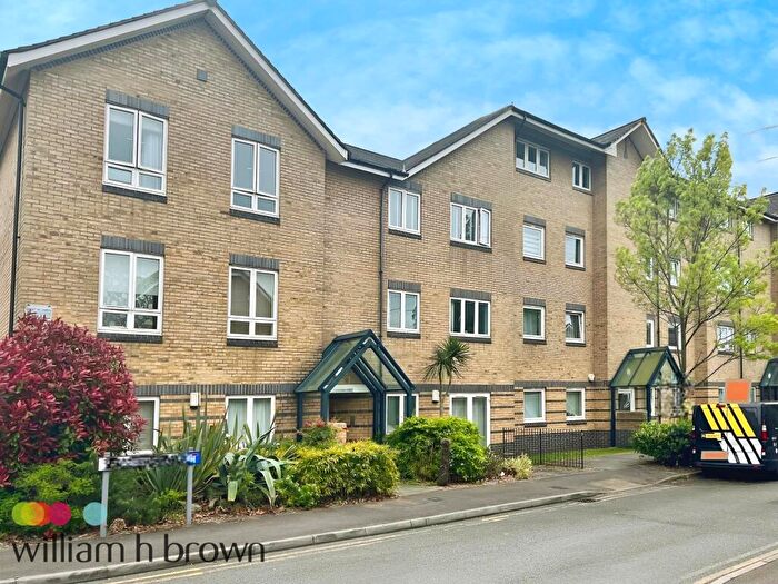 2 Bedroom Maisonette To Rent In Sewell Close, Chafford Hundred, Grays, RM16