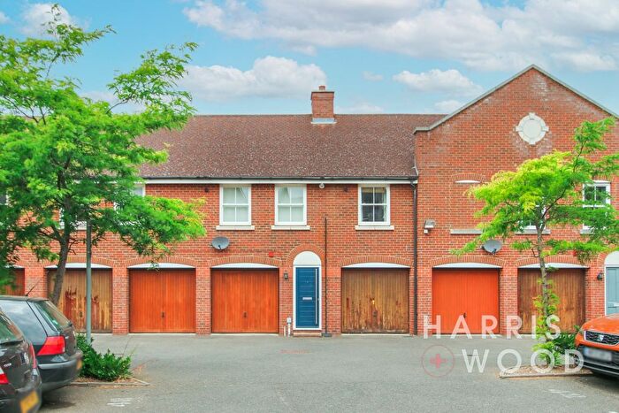 2 Bedroom Mews For Sale In Garland Road, Colchester, Essex, CO2