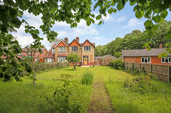 3 Bedroom Semi-Detached House For Sale In Southampton Road, Alderbury, Salisbury, Wiltshire, SP5