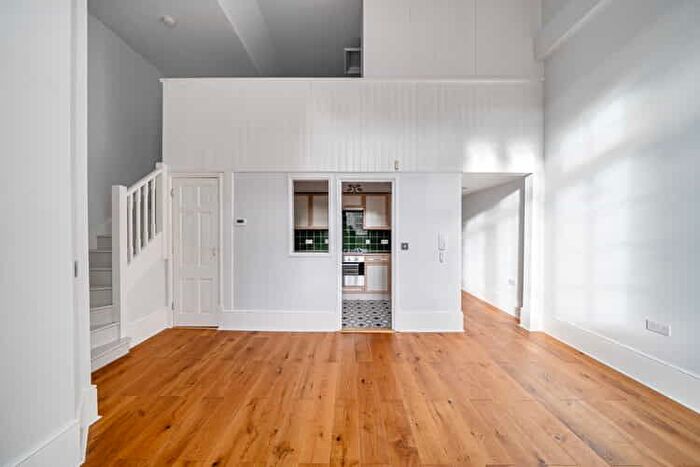 1 Bedroom Maisonette For Sale In Old School Court, Tottenham, London, N17