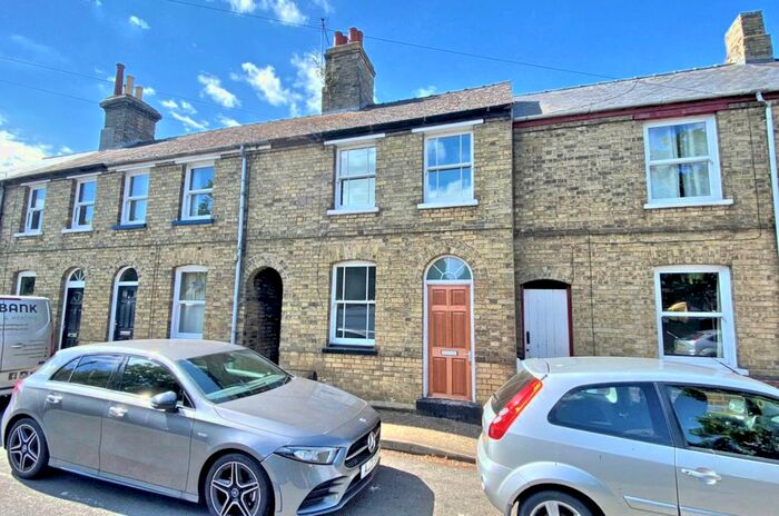 3 Bedroom Terraced House To Rent In Montagu Road, Huntingdon, PE29