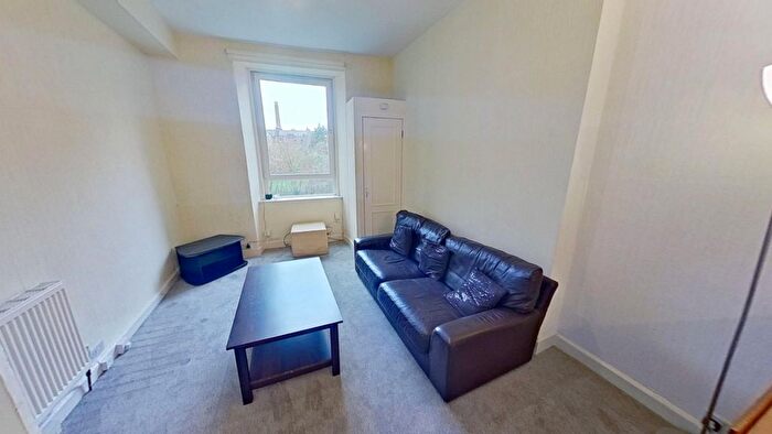 1 Bedroom Flat To Rent In Caledonian Crescent, Dalry, Edinburgh, EH11