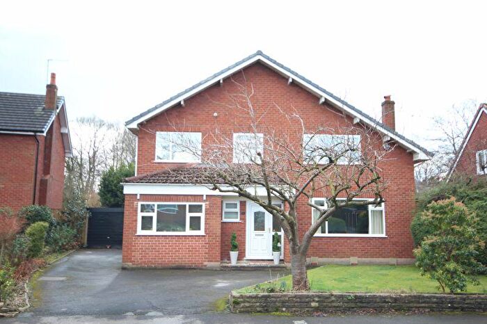 5 Bedroom Detached House For Sale In Highlands Road, Bamford, Rochdale, OL11