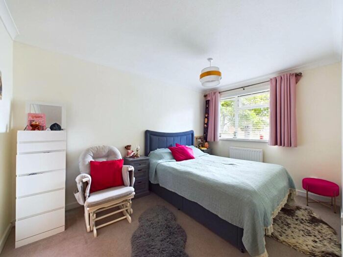 3 Bedroom House For Sale In Chinnor - Open Outlook, OX39