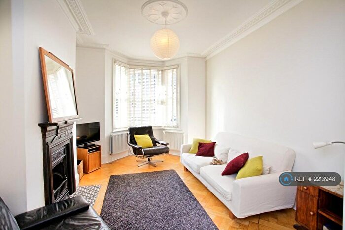 3 Bedroom Terraced House To Rent In Mayall Road (), London, SE24