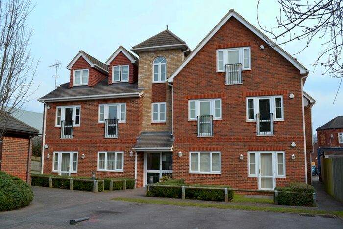1 Bedroom Flat To Rent In Spring House, Basingstoke, RG21