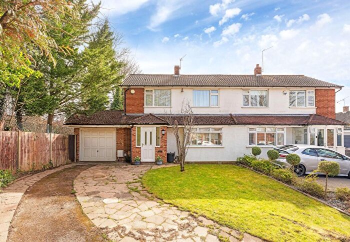 4 Bedroom Semi Detached House For Sale In Crown Close, Orpington, BR6