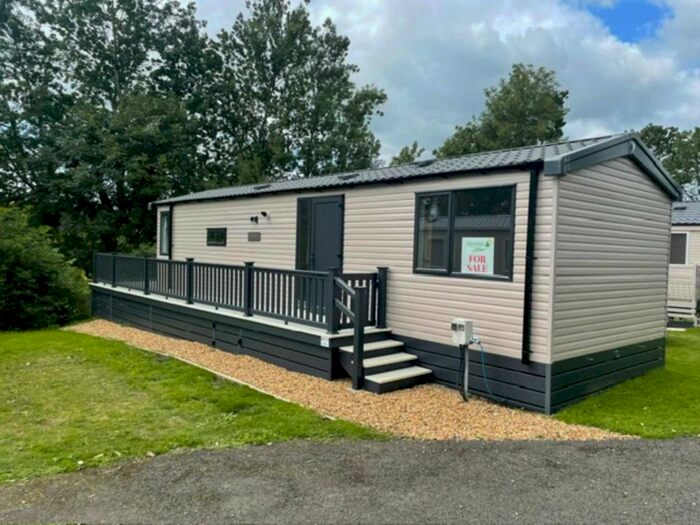 2 Bedroom Mobile/park Home For Sale In Catton, Hexham, NE47