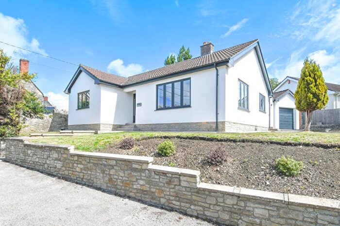 2 Bedroom Bungalow For Sale In Springfield Drive, Wedmore, BS28