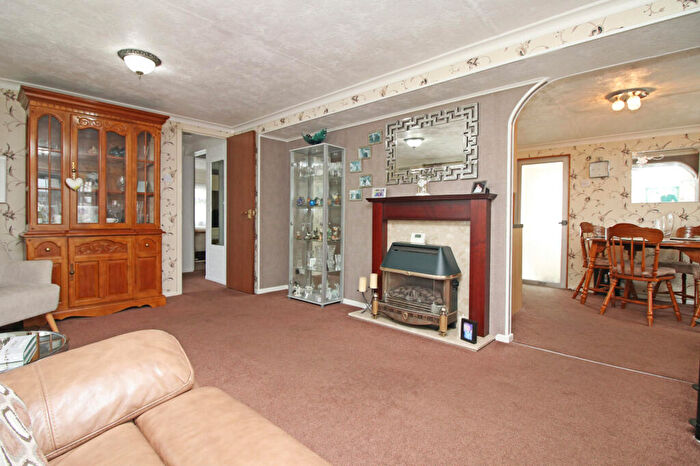 2 Bedroom Park Home For Sale In Primrose Drive, Hambleton Country Park, Hambleton, FY6