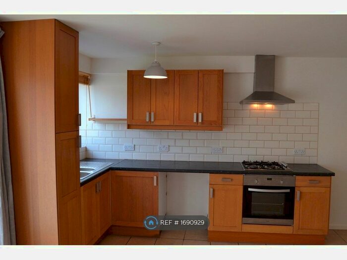 2 Bedroom Terraced House To Rent In Stratton Green, Aylesbury, HP21