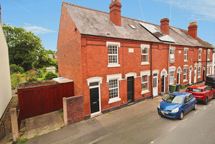 3 Bedroom End Of Terrace House For Sale In Wood Street, Kidderminster, DY11