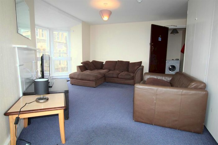 4 Bedroom Block Of Flats To Rent In Albert Place, Aberystwyth, SY23