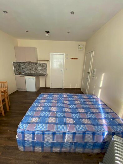 Studio To Rent In Bellingham Rdlondon, Catford SE6