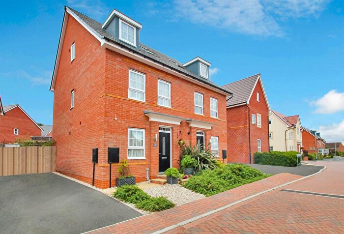 4 Bedroom Semi-Detached House For Sale In Goldfinch Street, Thrapston, NN14