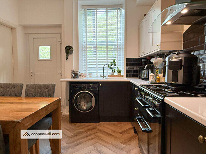 4 Bedroom Terraced House For Sale In Stone Holme Terrace, Crawshawbooth, Rossendale, BB4