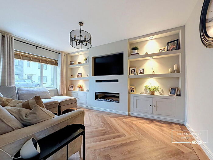 4 Bedroom Detached House For Sale In Halecombe Road, Plymstock, Plymouth, PL9