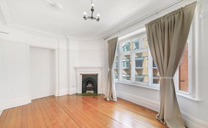 5 Bedroom Flat For Sale In Manor House, Marylebone Road, Marylebone, London, NW1