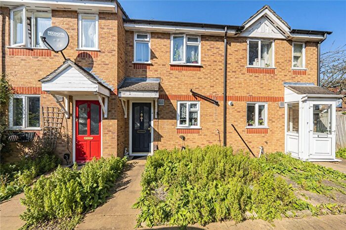 2 Bedroom Terraced House For Sale In Richens Close, Hounslow, TW3