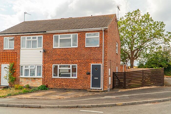 3 Bedroom Semi-Detached House For Sale In Priest Meadow, Fleckney, LE8