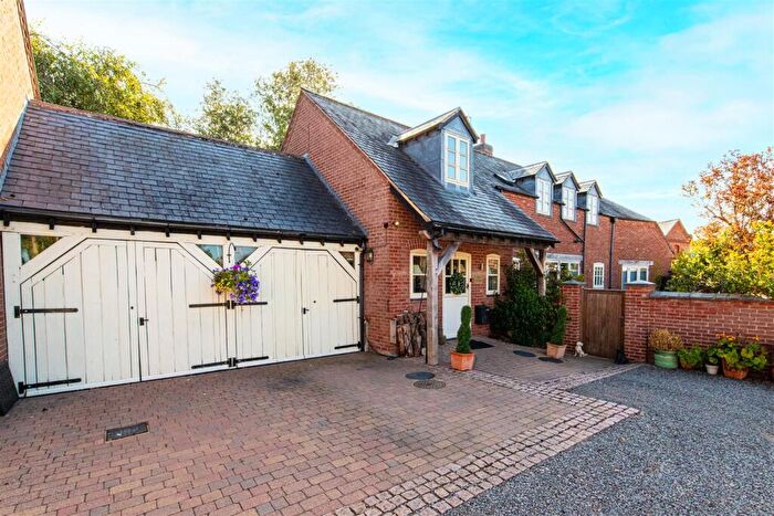 3 Bedroom Link Detached House For Sale In Coombes Yard, Sibbertoft, Market Harborough, LE16