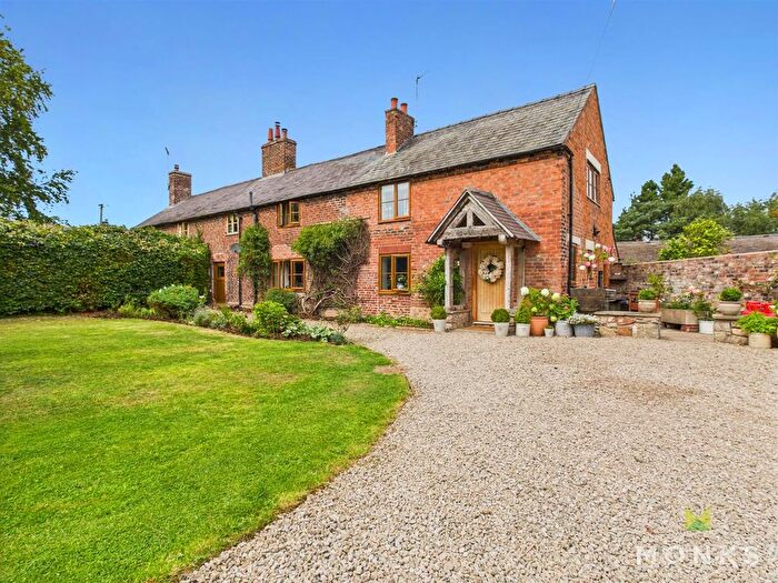 4 Bedroom Semi-Detached House For Sale In Maesbury Marsh, Oswestry, SY10