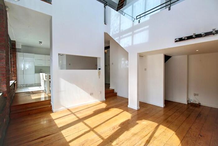 3 Bedroom Apartment For Sale In Smithfield Building, Tib Street Northern Quarter, M4