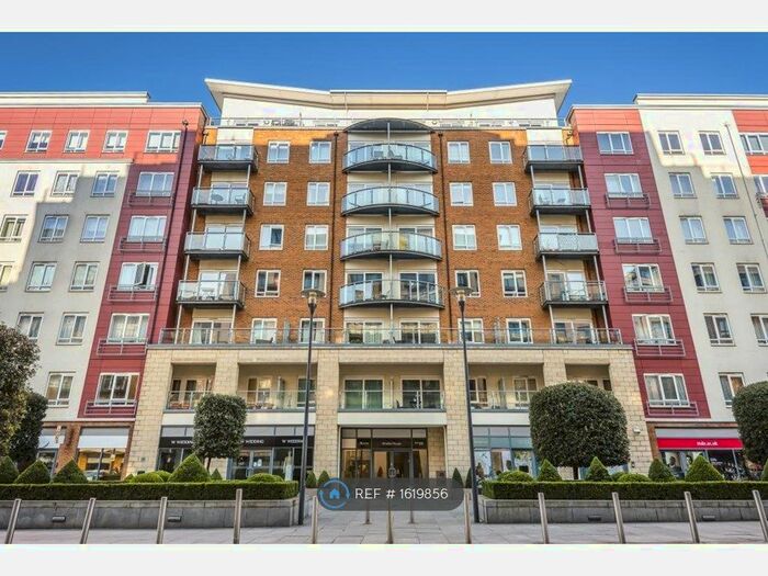 2 Bedroom Flat To Rent In Amelia House, London, NW9