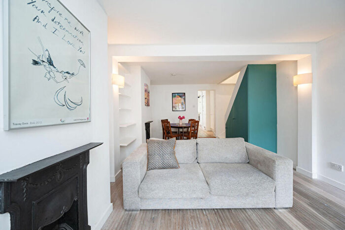 2 Bedroom Terraced House For Sale In Mile End Place, Tower Hamlets, London, E1