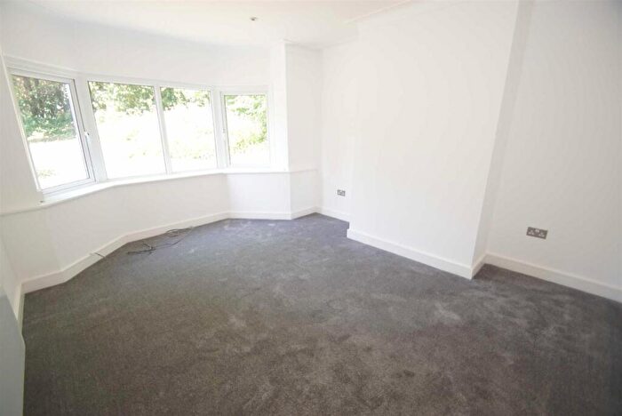 2 Bedroom Apartment To Rent In Ivy House, Church Lane Chapel Allerton, Leeds, LS7