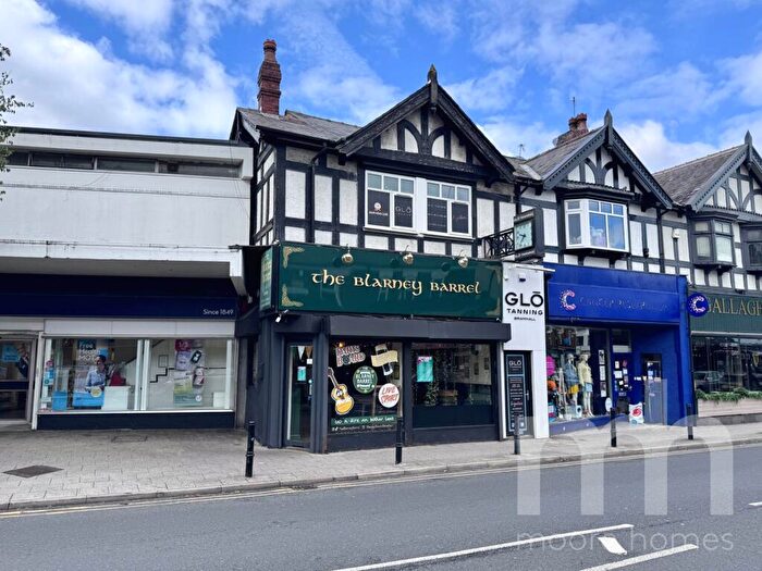 2 Bedroom Flat For Sale In Bramhall Lane South, Bramhall, SK7