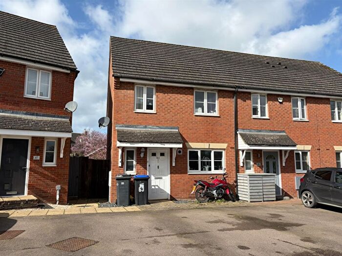 3 Bedroom Property For Sale In The Haystack, Daventry, NN11