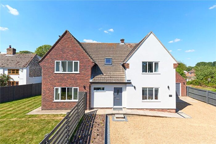 4 Bedroom Detached House For Sale In Newmarket Road, Kennett, Newmarket, Cambridgeshire, CB8