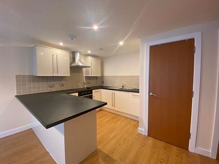 2 Bedroom Flat To Rent In Pall Mall, Hamilton House, Liverpool, L3
