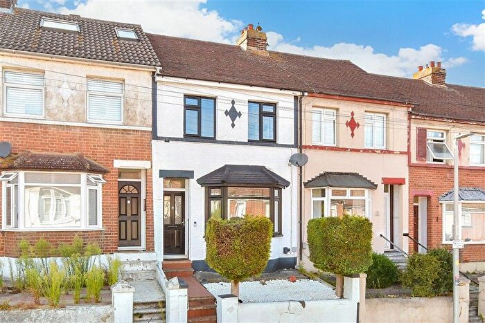 2 Bedroom Terraced House For Sale In Pagitt Street, Chatham, Kent, ME4