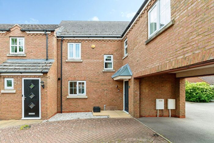 3 Bedroom Terraced House For Sale In Goldfinch Drive, Sandy, Bedfordshire, SG19