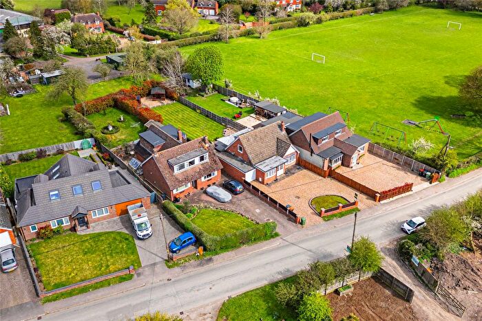 2 Bedroom Bungalow For Sale In The Rye, Eaton Bray, Central Bedfordshire, LU6