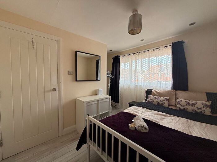 1 Bedroom Property To Rent In Copsey Grove, Drayton, Portsmouth, Hampshire, PO6