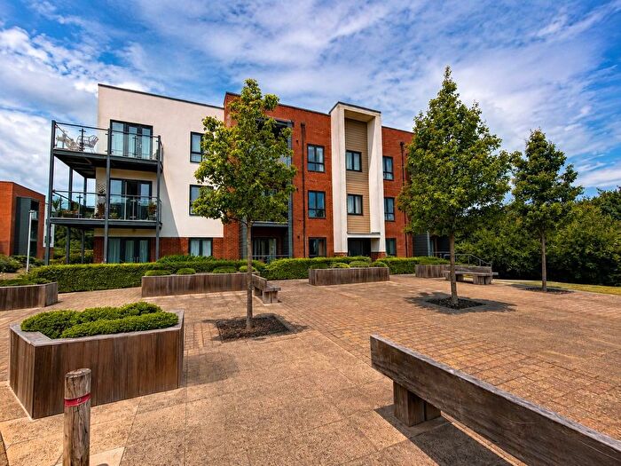 1 Bedroom Flat For Sale In Brooklands Road, Bexhill On Sea, TN39