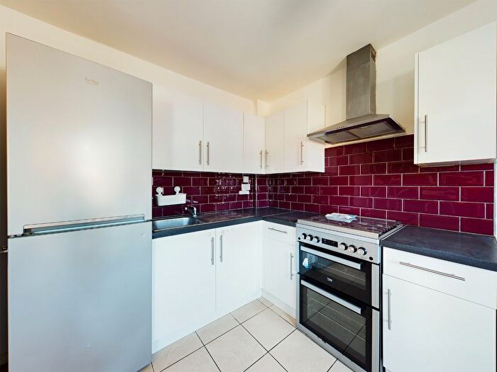 1 Bedroom Maisonette To Rent In London Road, Hemel Hempstead, Hertfordshire, HP3