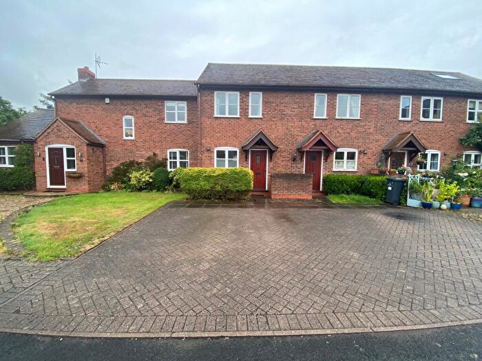 2 Bedroom House To Rent In Victoria Meadow, Elford, B79