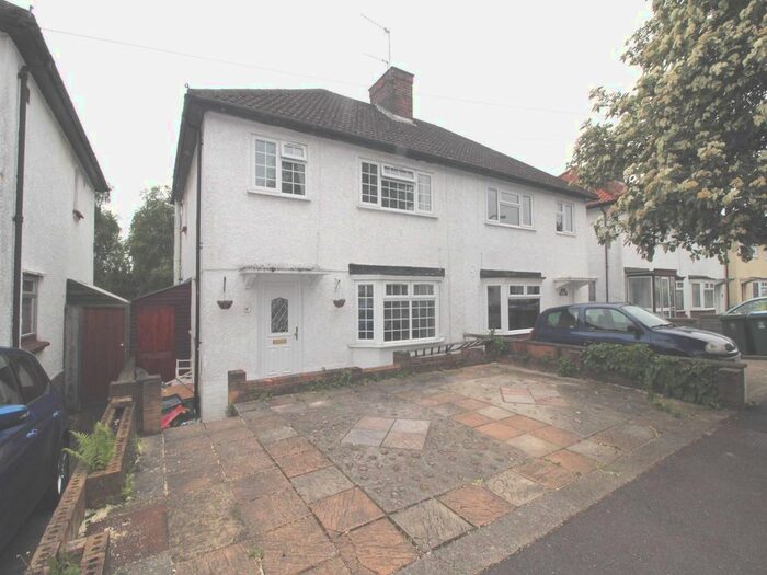 3 Bedroom Detached House To Rent In Chilcott Road, Watford, WD24