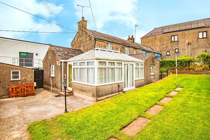 3 Bedroom Semi-Detached House For Sale In Carmarthen Road, Kilgetty, Pembrokeshire, SA68