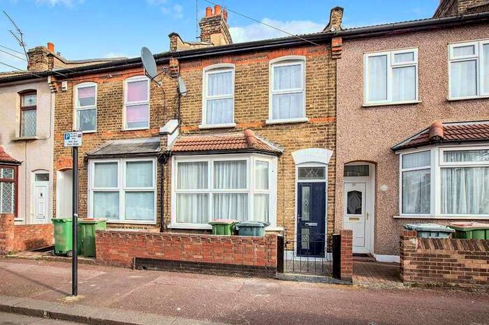 3 Bedroom House To Rent In Belgrave Road, London, E13