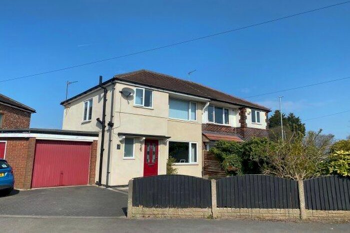 3 Bedroom Property To Rent In Grasmere Avenue, Leyland, PR25