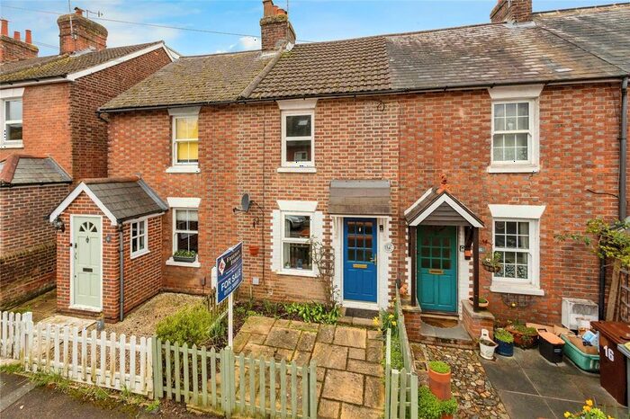 2 Bedroom Terraced House For Sale In Lavender Hill, Tonbridge, Kent, TN9