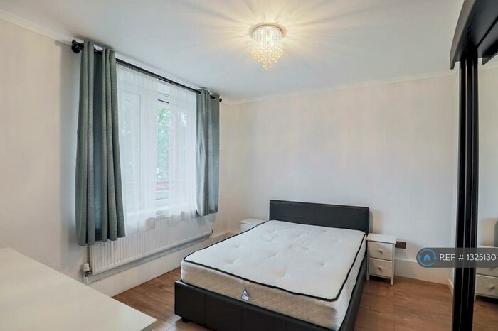 1 Bedroom Flat To Rent In Marigold Street, London, SE16