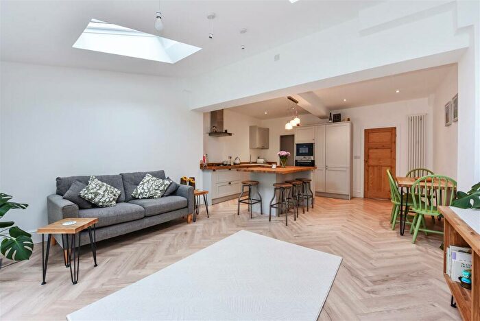 3 Bedroom Terraced House For Sale In Mayles Road, Southsea, PO4