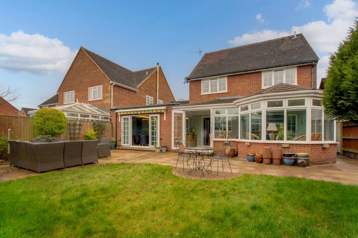 4 Bedroom Detached House For Sale In Grimms Meadow, Walters Ash, HP14